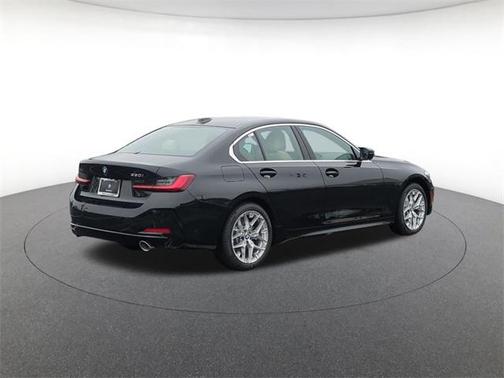 2025 BMW 330 i xDrive