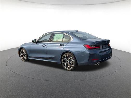 2026 BMW 330 i xDrive