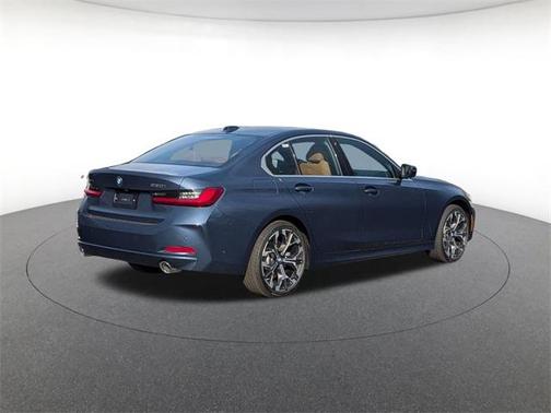 2026 BMW 330 i xDrive