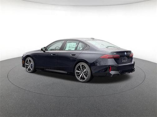 2026 BMW 550e xDrive