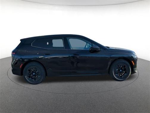 2025 BMW iX xDrive50