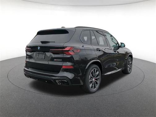 2025 BMW X5 M60i