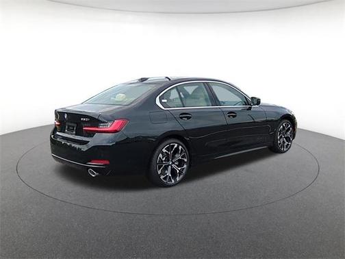 2025 BMW 330 i xDrive