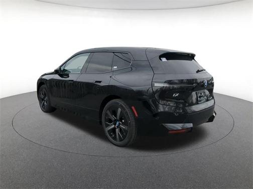 2025 BMW iX xDrive50