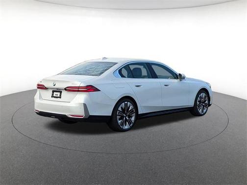 2026 BMW 530 i xDrive