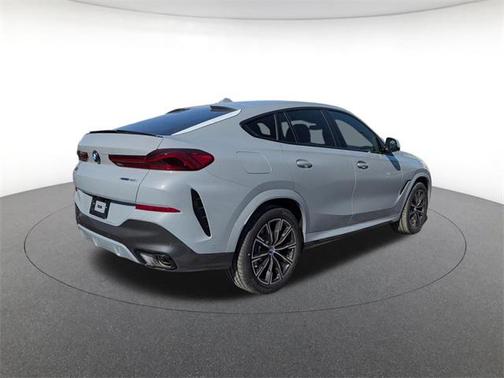 2026 BMW X6 xDrive40i