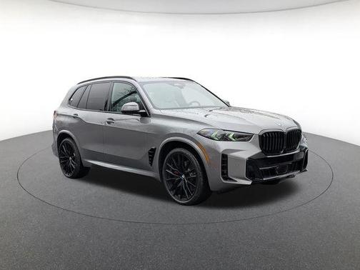 Skyscraper Grey Metallic 2026 BMW X5 xDrive40i