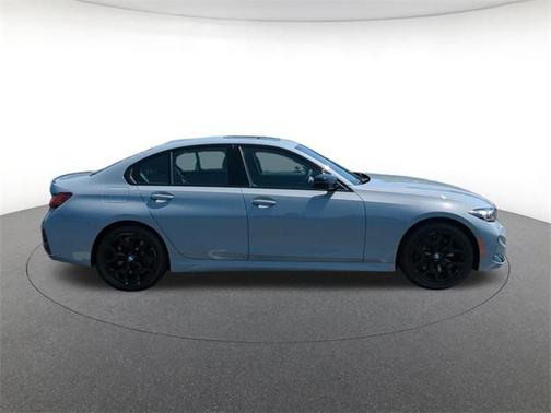 2025 BMW 330 i xDrive