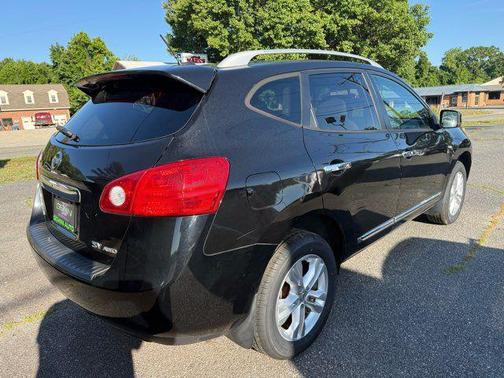 Black 2013 Nissan Rogue SV