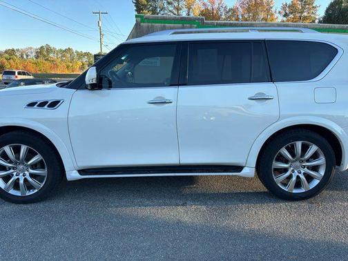 2012 INFINITI QX56 Base
