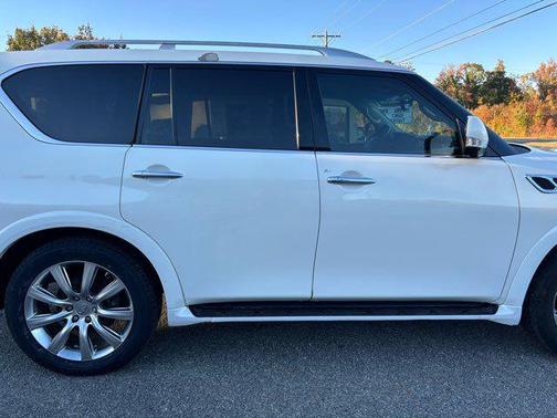 2012 INFINITI QX56 Base