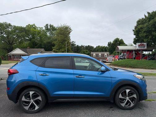Blue 2016 Hyundai TUCSON Limited
