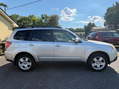 Silver 2010 Subaru Forester 2.5 X Limited