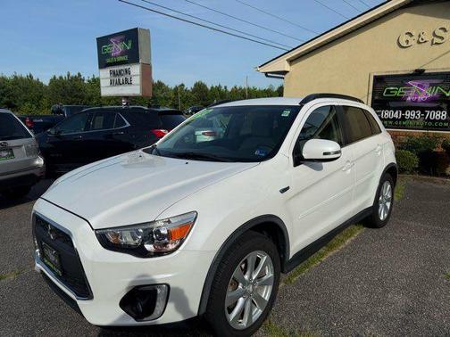 White 2015 Mitsubishi Outlander Sport 2.4L GT
