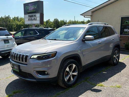 Silver 2019 Jeep Cherokee Limited