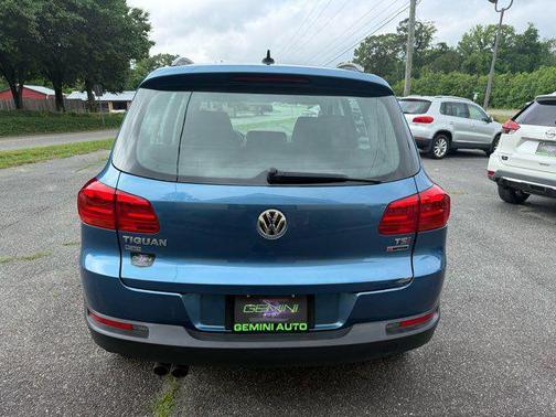 Blue 2017 Volkswagen Tiguan 2.0T S 4MOTION