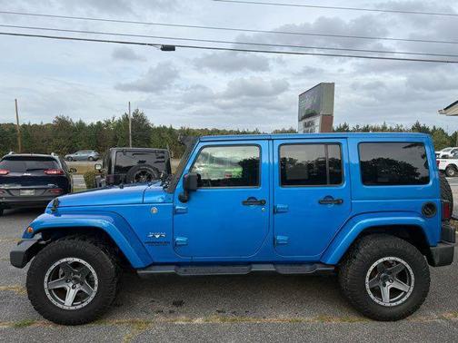 2016 Jeep Wrangler Unlimited Sahara