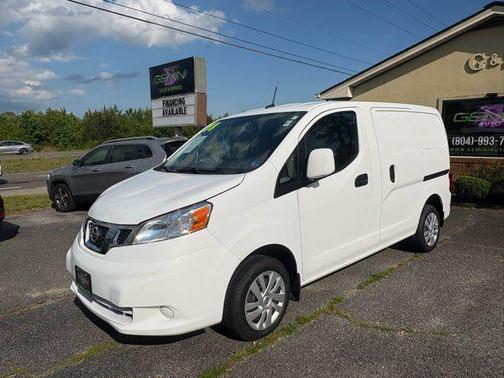 White 2018 Nissan NV200 SV