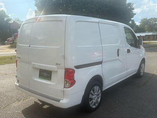 White 2018 Nissan NV200 SV