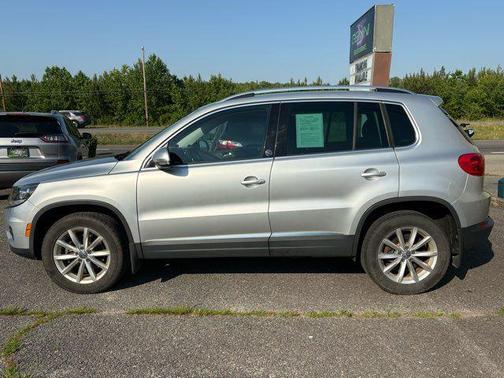 Silver 2017 Volkswagen Tiguan 2.0T Wolfsburg Edition