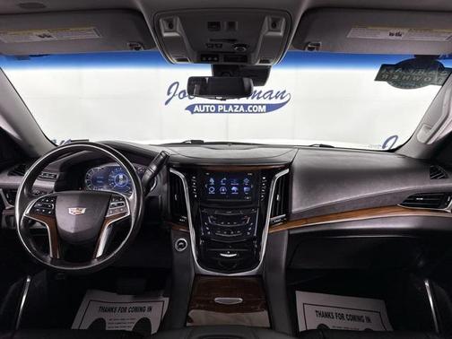 2019 Cadillac Escalade Luxury