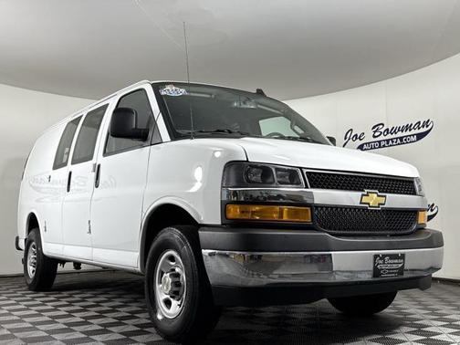 2024 Chevrolet Express 2500 RWD 2500 Regular Wheelbase WT