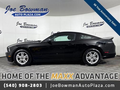 Black 2014 Ford Mustang V6