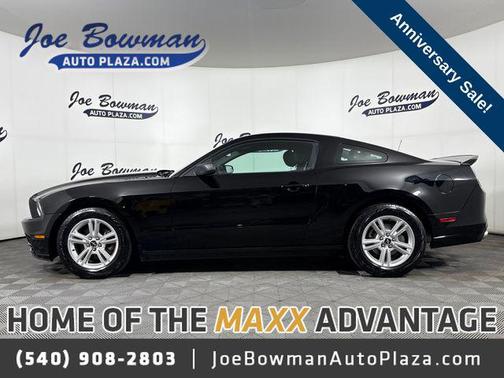 Black 2014 Ford Mustang V6