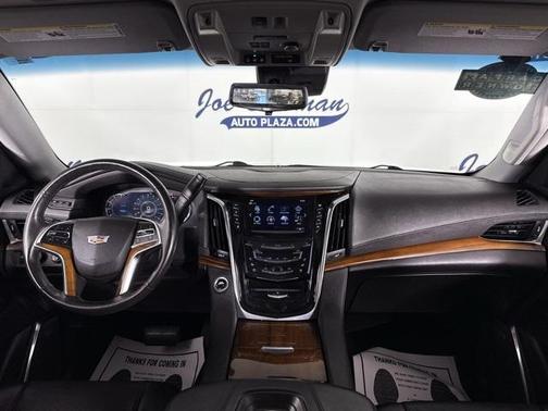 2017 Cadillac Escalade Luxury