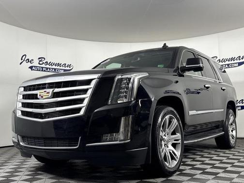 2017 Cadillac Escalade Luxury