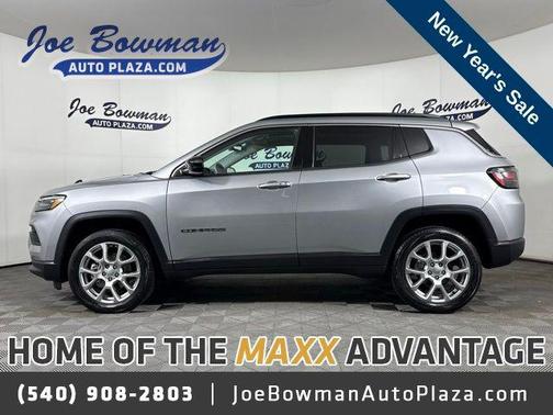 2022 Jeep Compass Latitude Lux