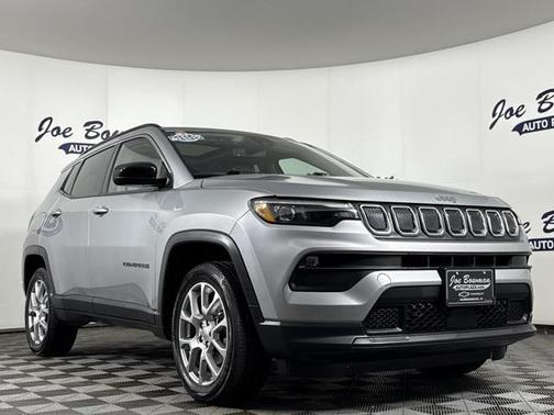 2022 Jeep Compass Latitude Lux