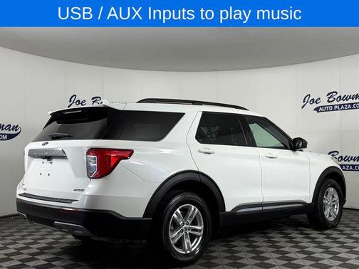 Star White Metallic Tri-Coat 2023 Ford Explorer XLT