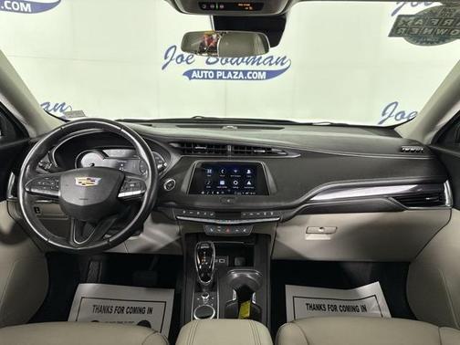 2023 Cadillac XT4 Luxury