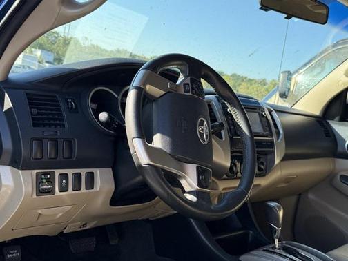 2015 Toyota Tacoma Base