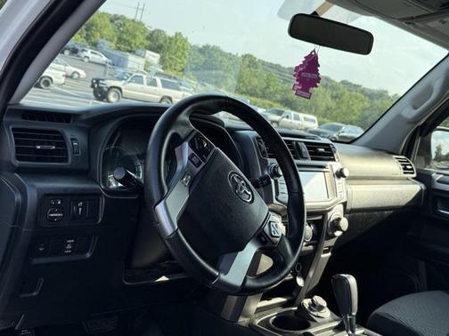 2017 Toyota 4Runner SR5