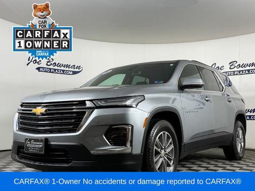 Sterling Gray Metallic 2023 Chevrolet Traverse LT Cloth