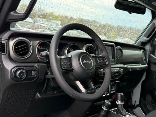 2023 Jeep Wrangler Willys