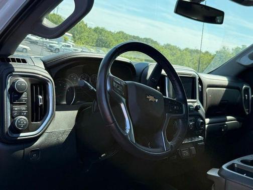 Summit White 2022 Chevrolet Silverado 2500 LTZ