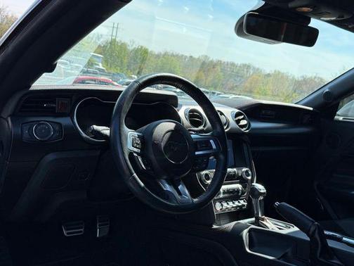 Oxford White 2021 Ford Mustang GT Premium