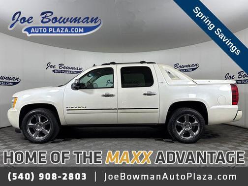 White Diamond Clearcoat 2012 Chevrolet Avalanche 1500 LTZ
