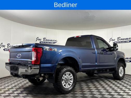 Blue Jeans Metallic 2017 Ford F-250 XLT