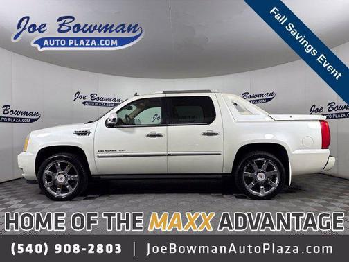 White Diamond Clearcoat 2013 Cadillac Escalade EXT Premium