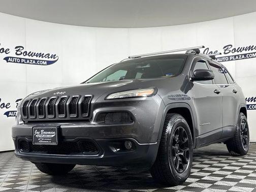 Granite Crystal Metallic Clearcoat 2015 Jeep Cherokee Latitude