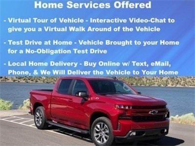 Iridescent Pearl Tricoat 2021 Chevrolet Traverse LT Leather