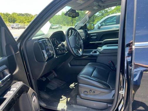 Onyx Black 2018 GMC Sierra 1500 SLT