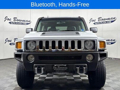 Birch White 2009 Hummer H3T Base