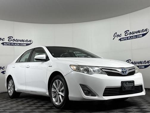 2014 Toyota Camry Hybrid XLE
