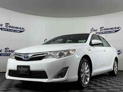 2014 Toyota Camry Hybrid XLE