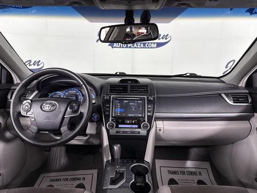 2014 Toyota Camry Hybrid XLE